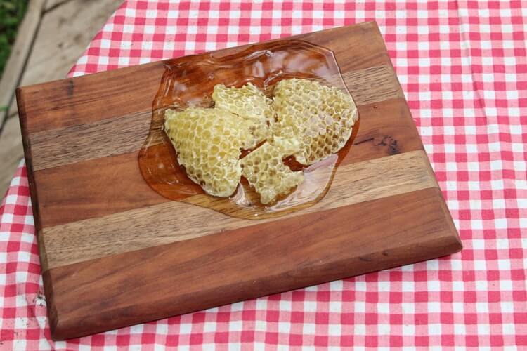 Как подделывают натуральный мед?